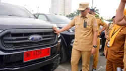 Rico Waas Temukan Kendaraan Dinas Tak Bayar Pajak