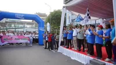 Wali Kota Medan Lepas Jalan Sehat Spark Go To Campus